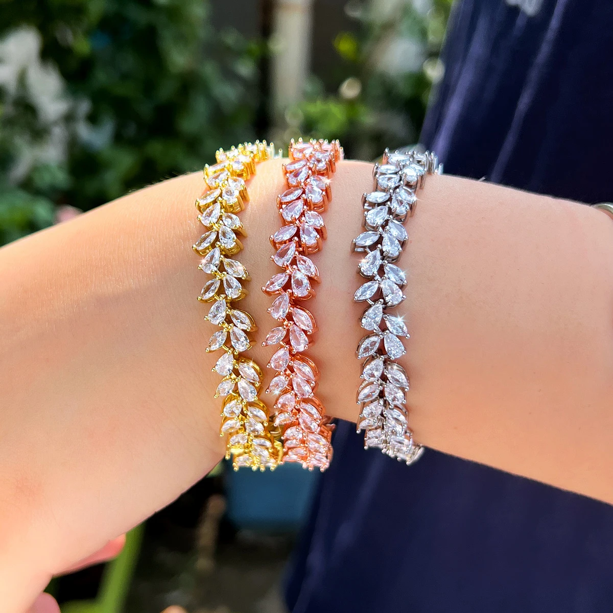 TRENDY Rose Gold Plated CZ Leaf Pattern Bracelets for Women