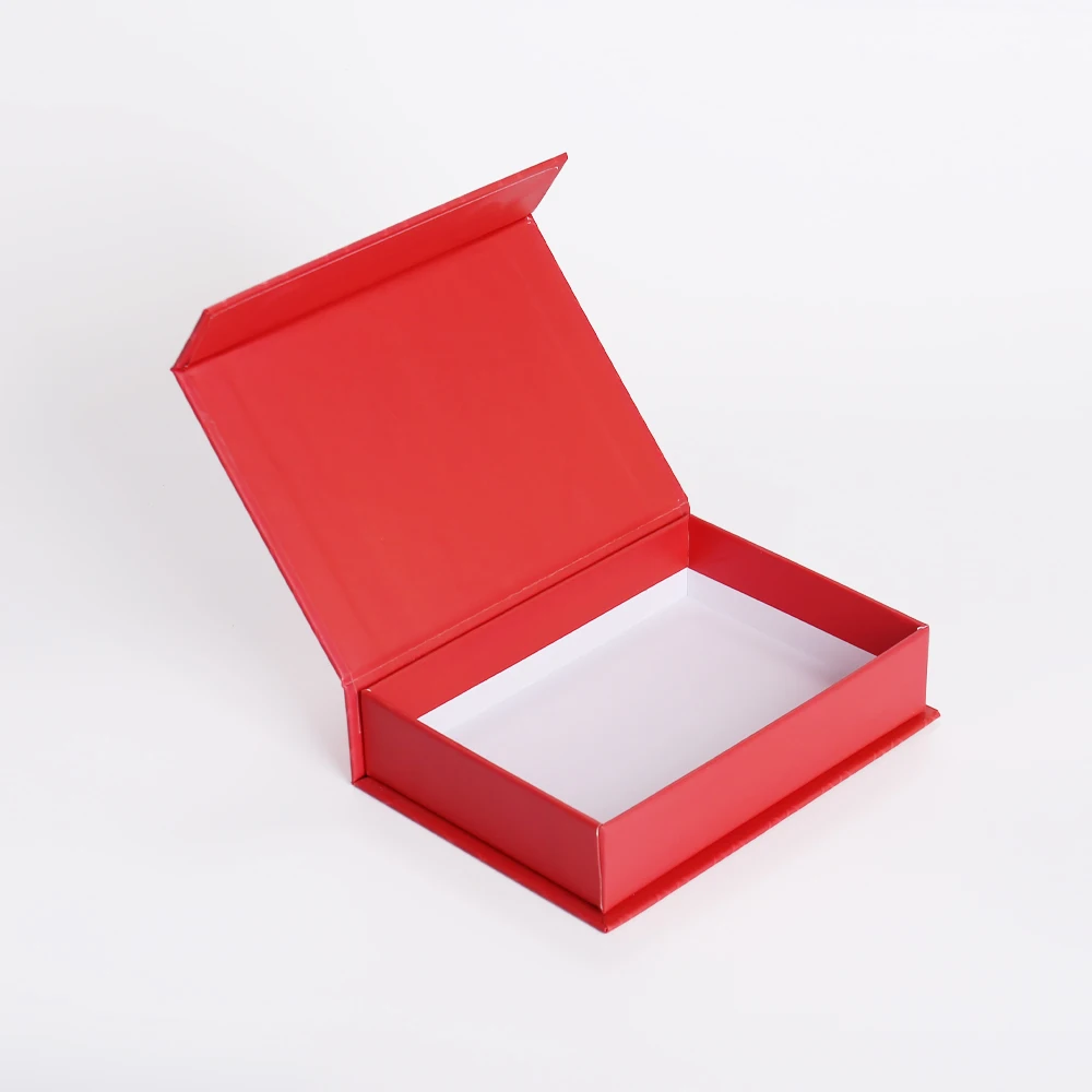 Op maat gemaakte rode magnetische klappendoos van stevig karton, milieuvriendelijk, speciaal papier, UV-puntveredeling, fijne sieraden en horloges, gerecycled