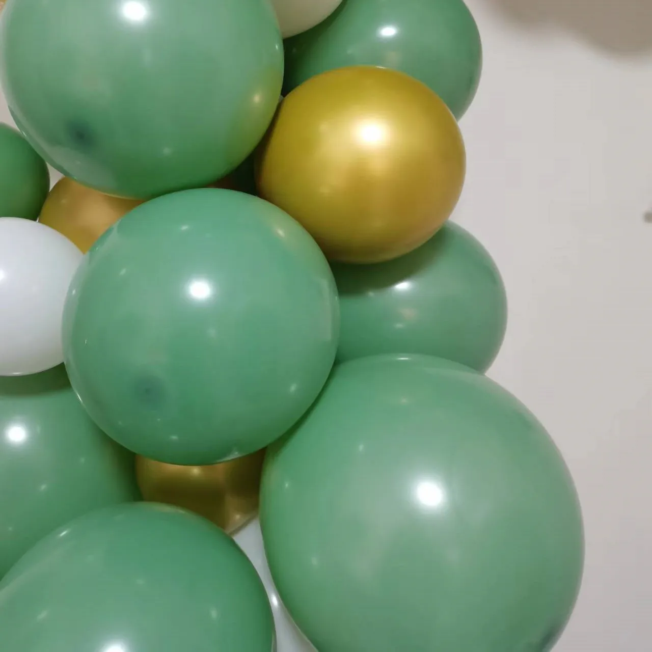 2022 New Arrivals Backdrop Wedding Sage Green Balloon Garland Stand Party Decoration Balloons