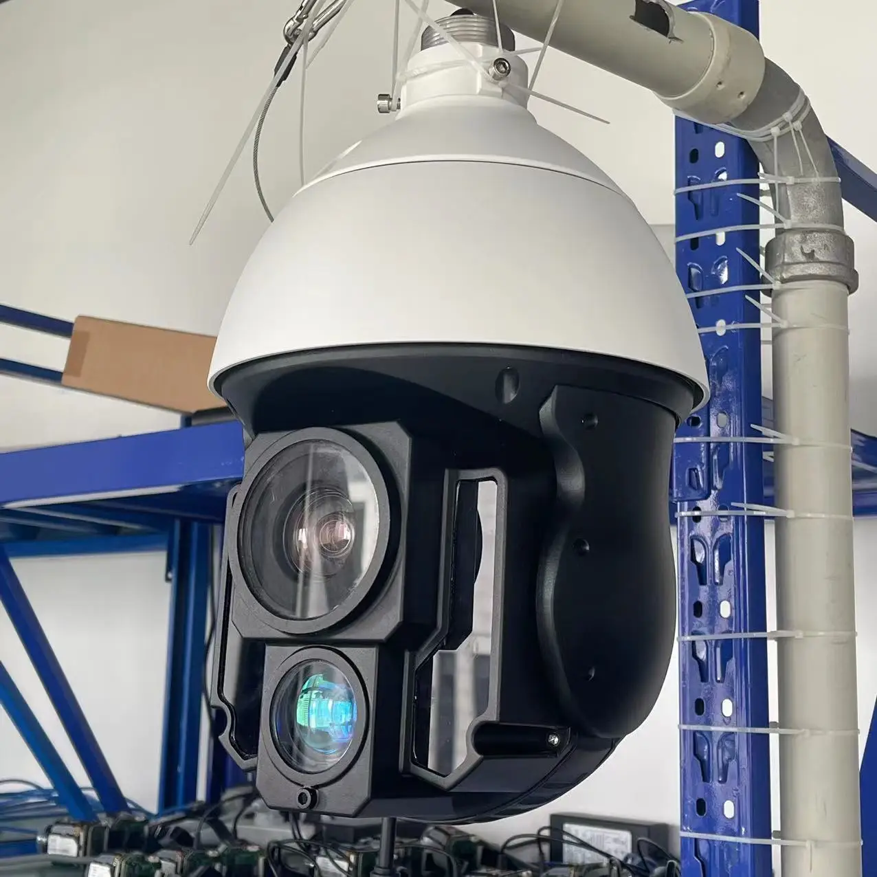 Poe 8" Infrared Laser 30x Optical Zoom+500m Ir Laser Illuminator Dual Sensor IP66 High Speed Dome PTZ Camera