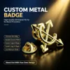 Insignia metálica con símbolo de flecha personalizada, diseño 3D, acabado esmaltado