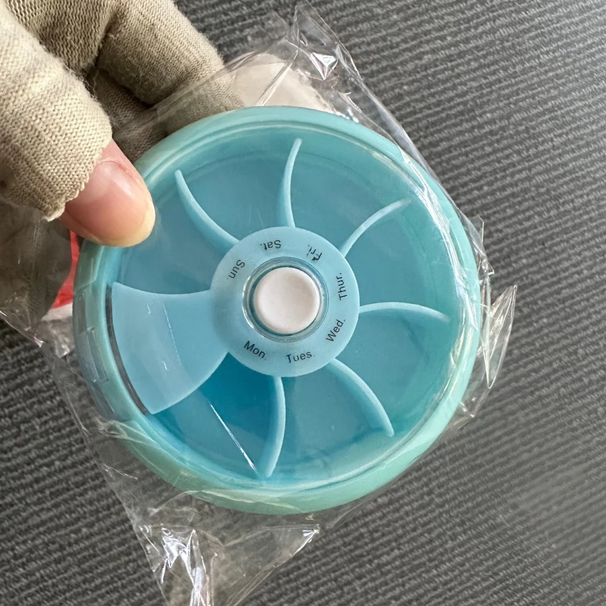 DS2586トラベルウィークリーピルオーガナイザーディスペンサー