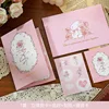 Conjunto de tarjetas de color rosa sólido de tres piezas rosa