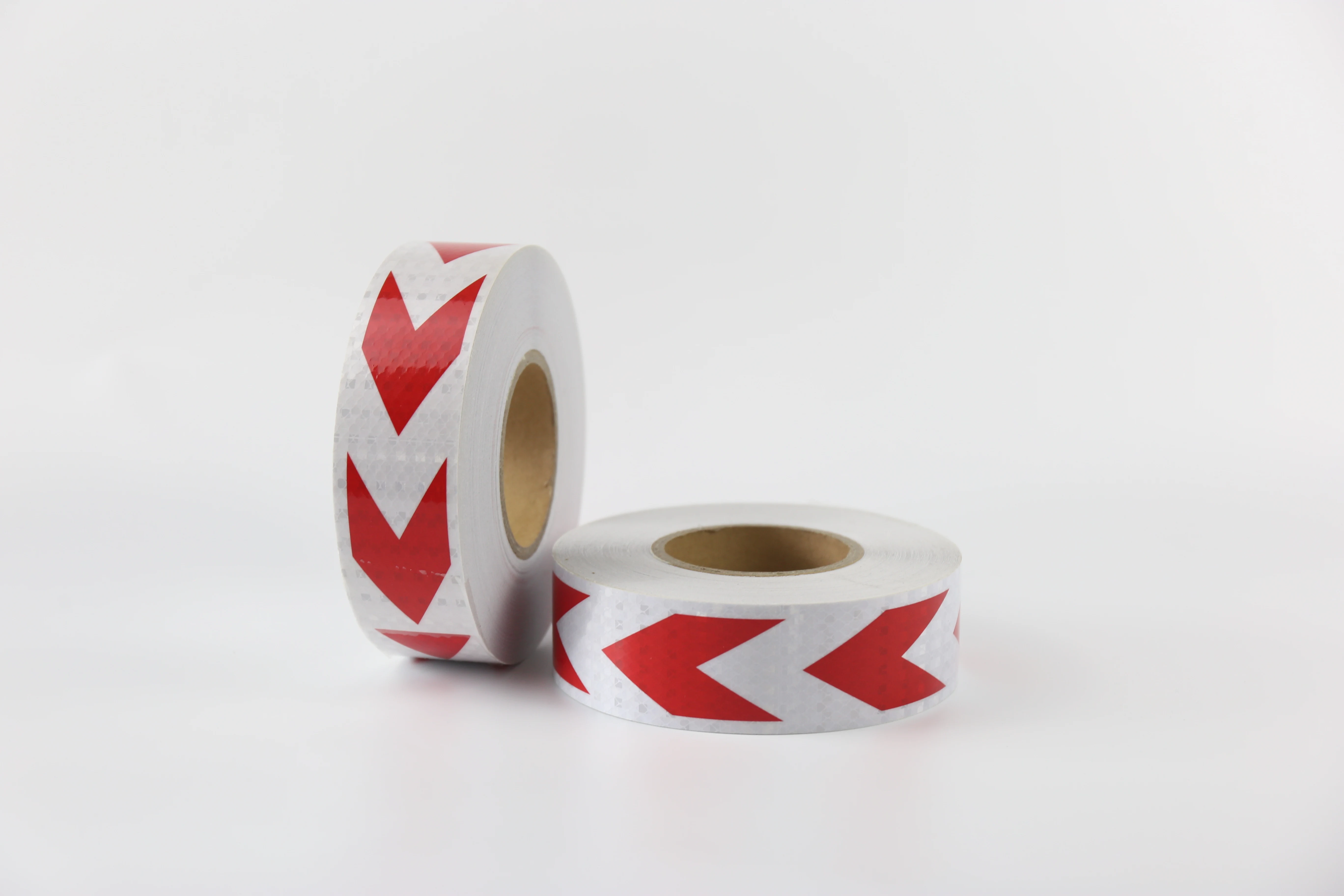 Светоотражающий материал на заказ оптовая продажа водонепроницаемая Защитная стрелка желтые и черные автомобильные светоотражающие ленты предупреждающая