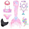 228-set tre pezzi+ghirlanda+borsa colorata+gioielli+pinne 306