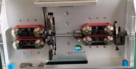 Full Automatic Multi Core Cable Cutting and Stripping Machine