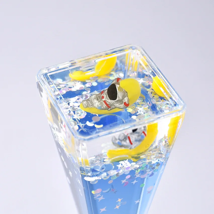 Custom Decompression Toy Liquid Quicksand Oil Funnel Spaceman Starry Sky Oil Sand Clock Hourglass Acrylic Pendant
