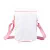 Borsa a tracolla rosa vuota