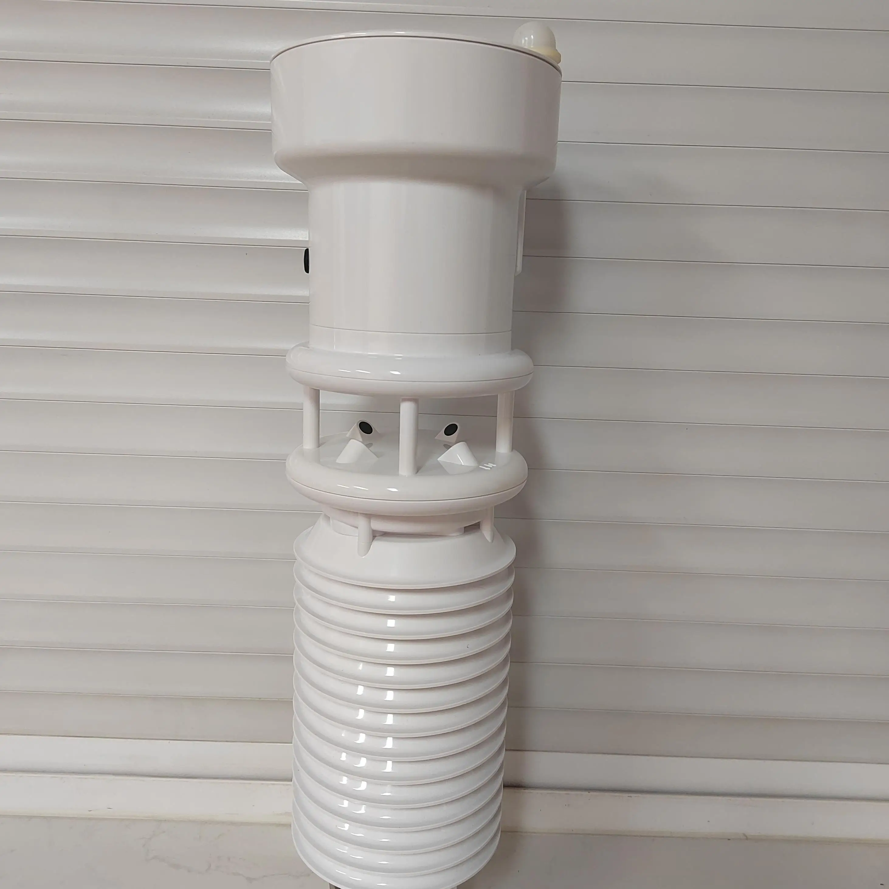 High Precision Multi Parameter Compact 7 in 1 Outdoor Automatic Weather Station