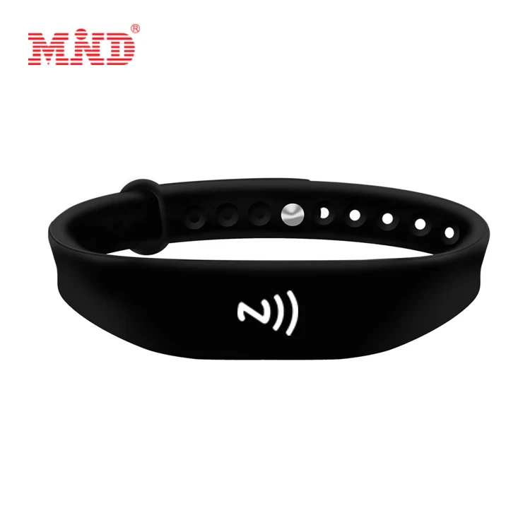 Wholesale Waterproof URL RFID QR Code Silicone Bracelet 13.56Mhz Custom NFC Wrist Band
