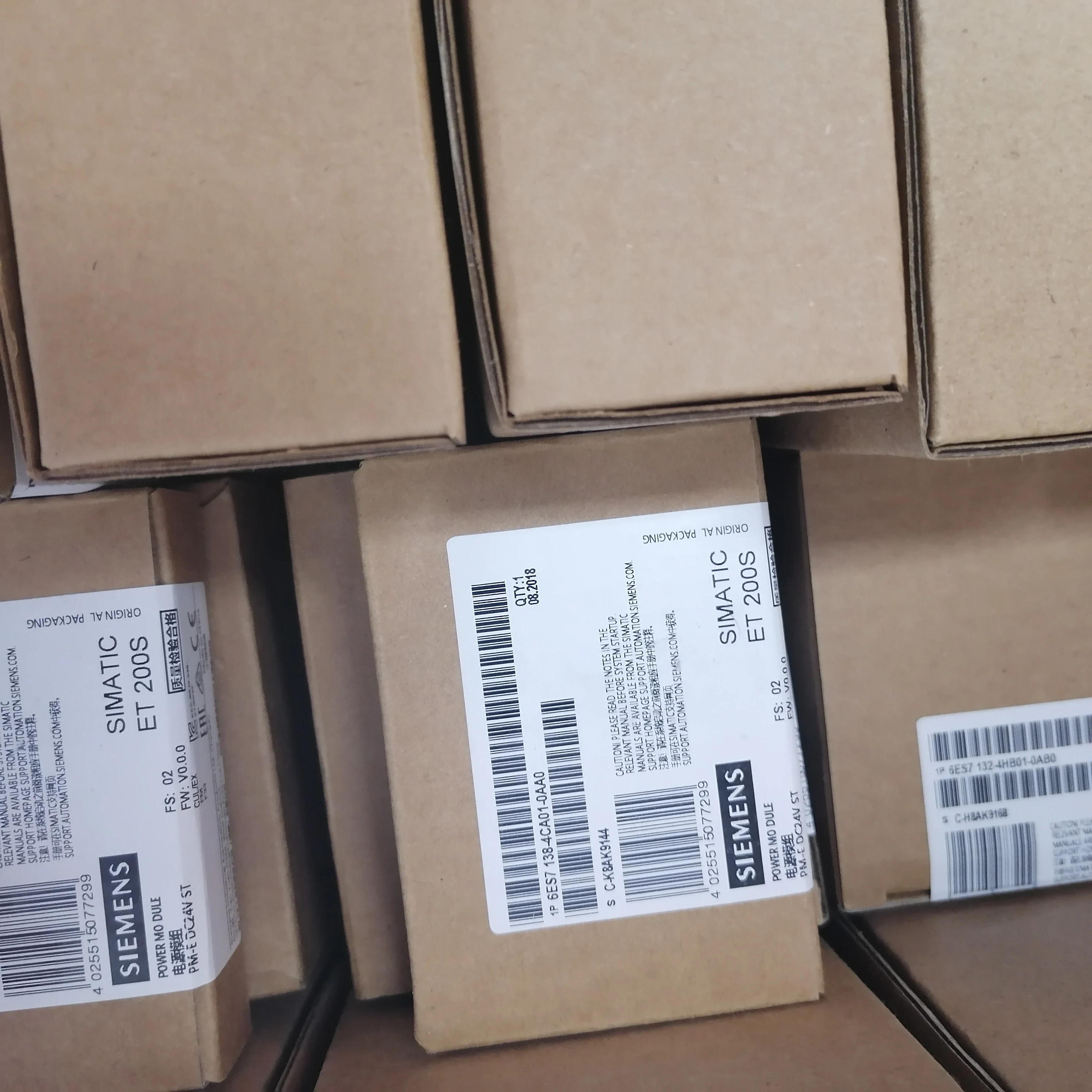 Siemens 6ES7332-5HF00-0AB0 PLC Module – New In Box, SIMATIC S7-300 Series