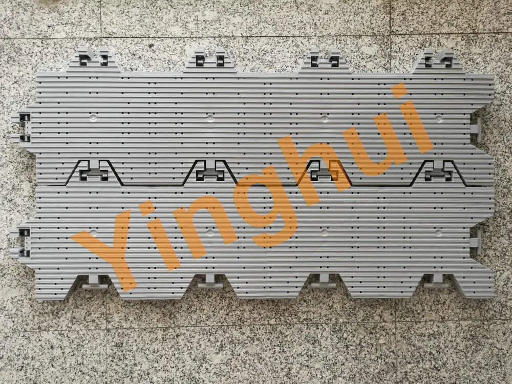 How to Use Plastic Floor Coverings for Parties?