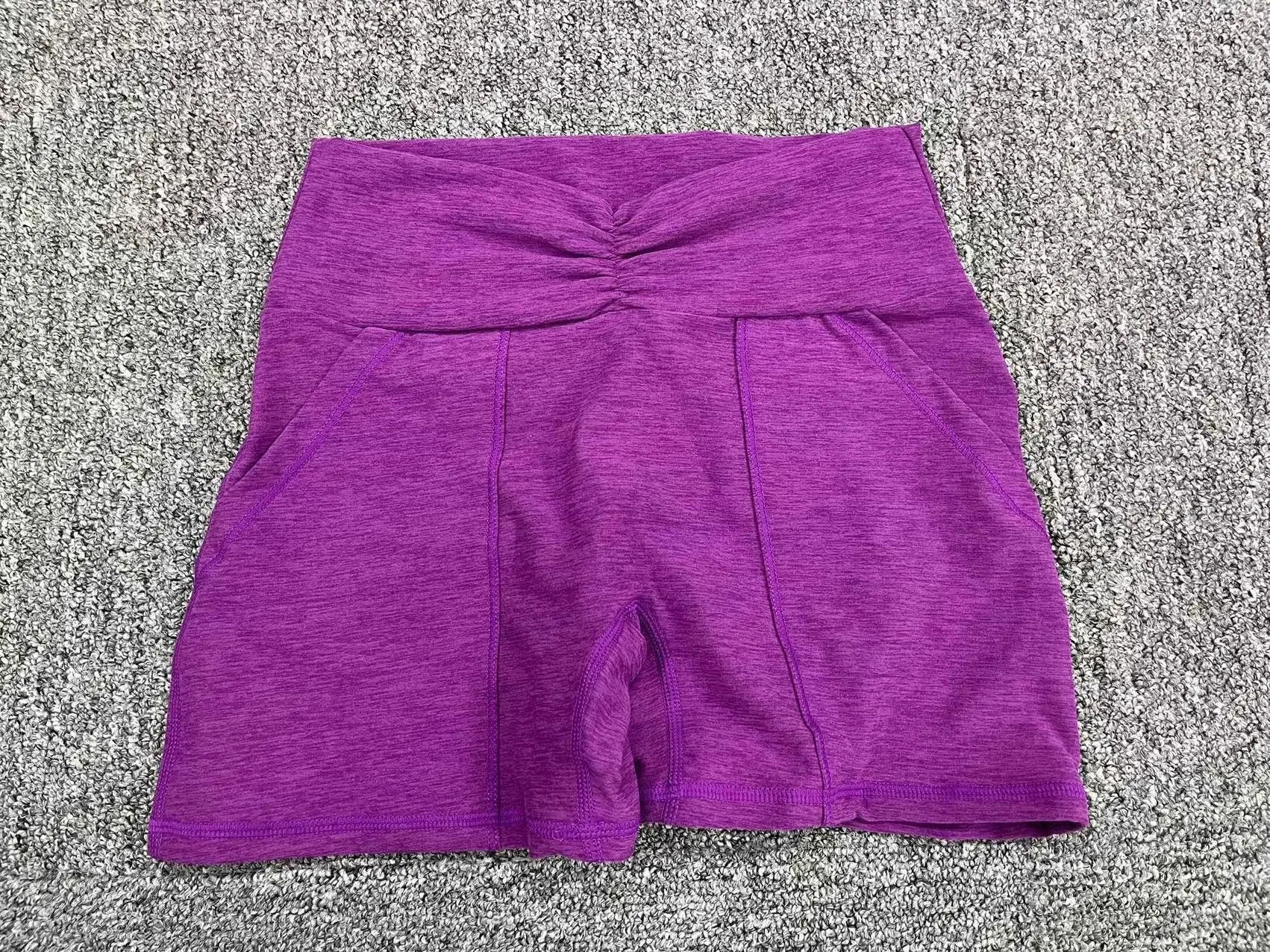 Women Biker Shorts V Waist Scrunch Butt Short with Pocket Quick Drying Breathable Skin Friendly Yoga Shorts pants gym wear supplier