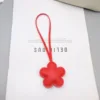 สีแดง