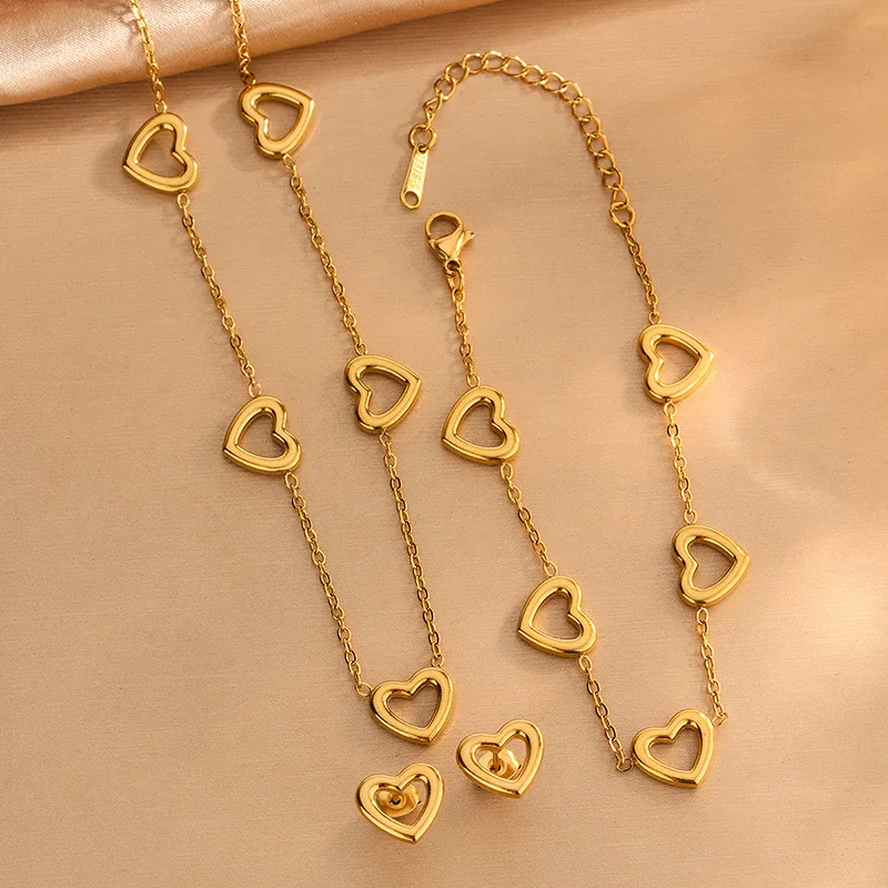 Elegant Titanium Heart Necklace Set - Non-fading & Versatile