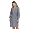 Modello da donna grigio