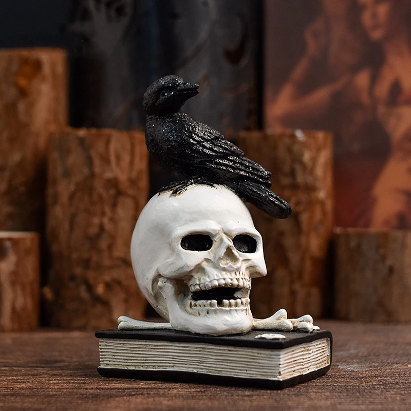 Halloween Totenkopf Deko Aus Harz – Mit Schlange, 11x9x12 Cm, Gruseldekoration