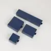 Caja azul para anillo, de 5*5.5*4 cm.