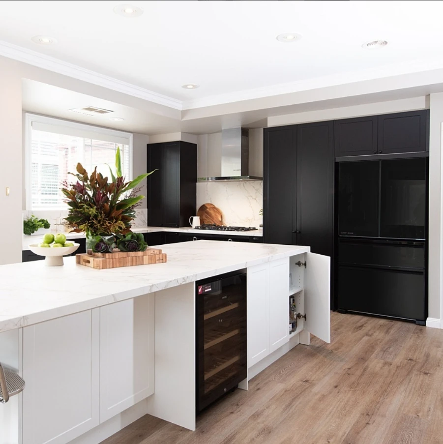 Custom Modern Black Furniture Modular Kitchen Wall Cupboard