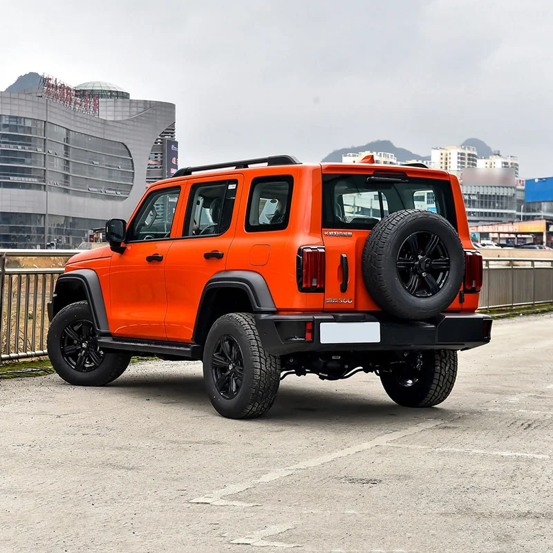 In Stock Gwm Motor Suv New Car 2.0t Great Wall Wey Tank 300 2.0T Turb 2024 Car Challenger Made in China Gasoline Vehicle