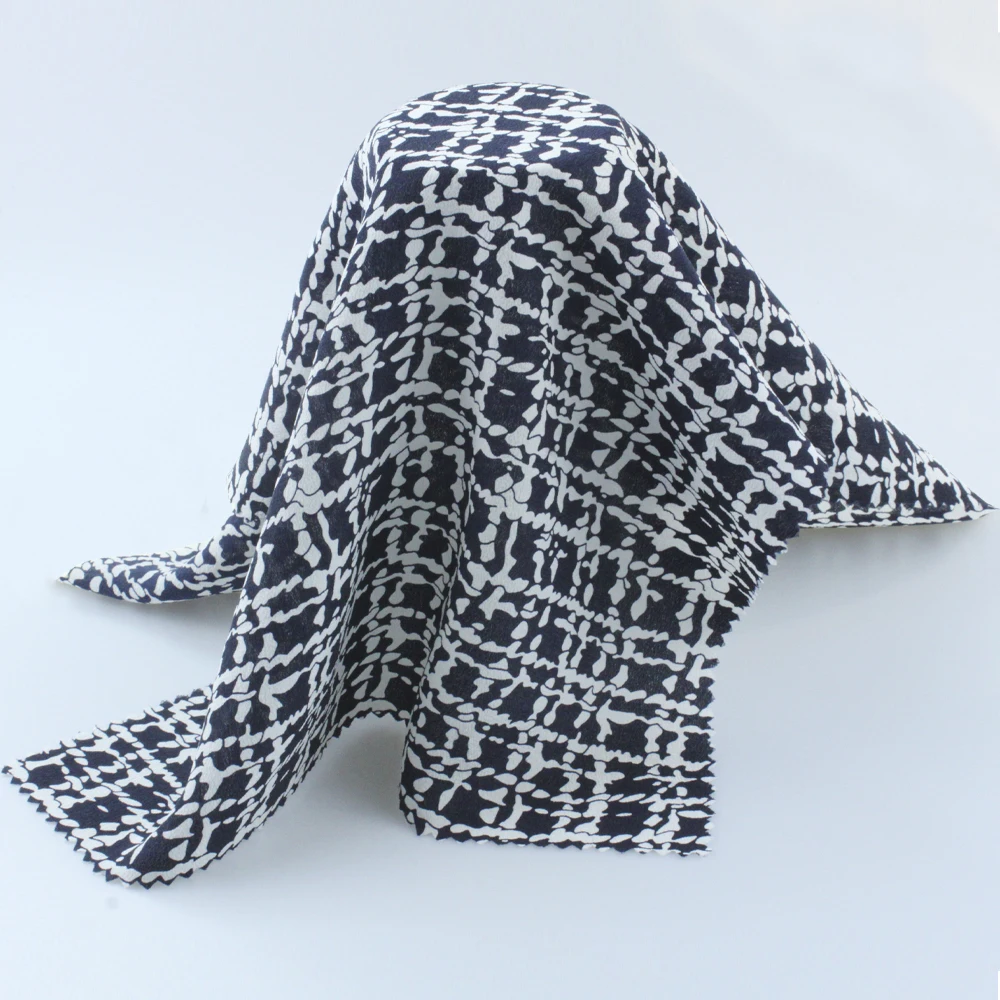 Мягкая 100% шелковая ткань с принтом для пижамы, юбки или наволочки