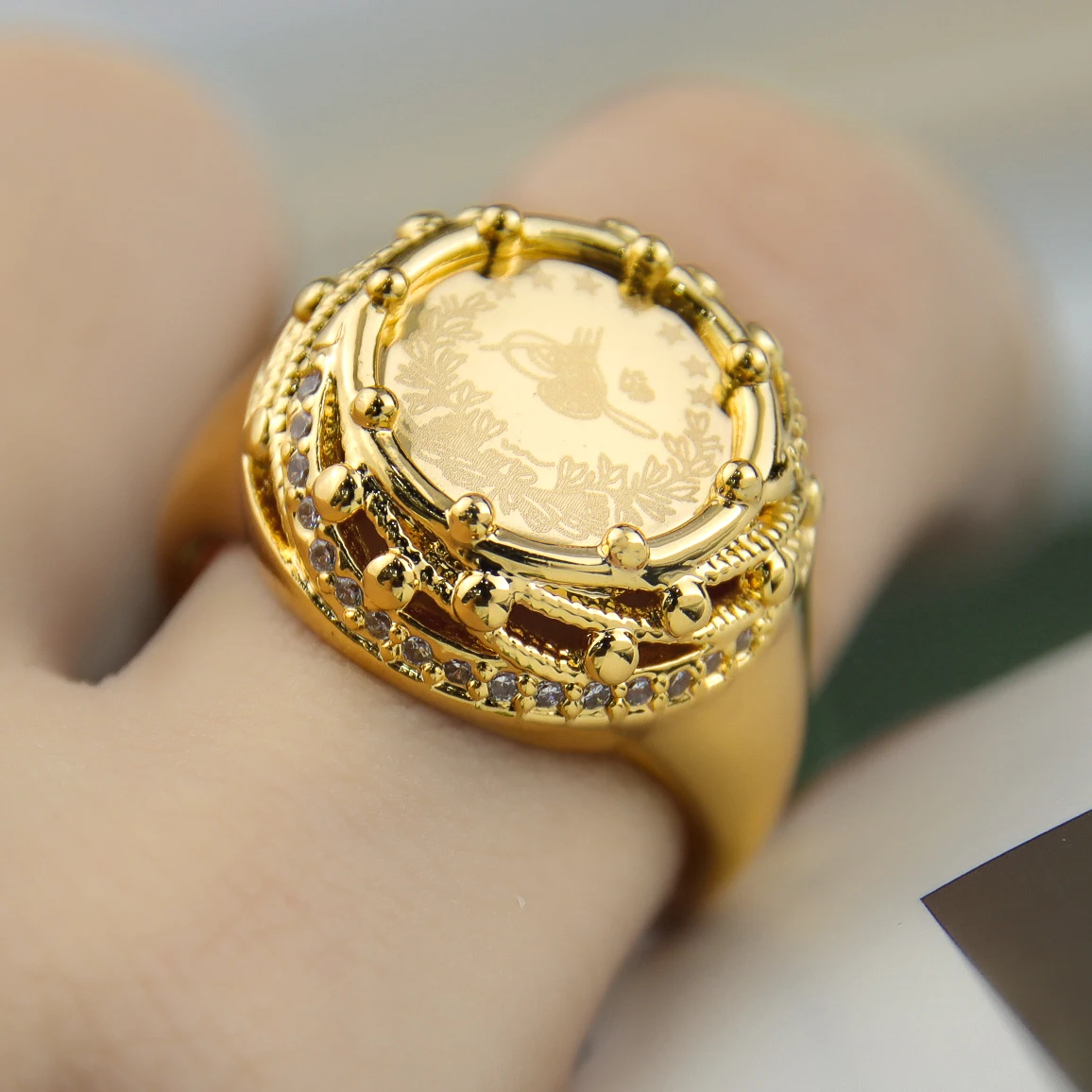 高品質ドバイゴールドリングデザイン女性用コインリング5Aキュービックジルコニアリング