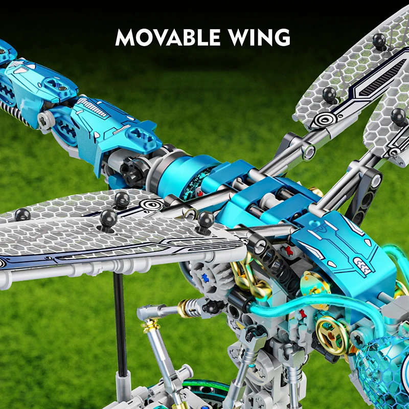 866PCS Mechanical Dragonfly MOC Puzzle Bricks Set