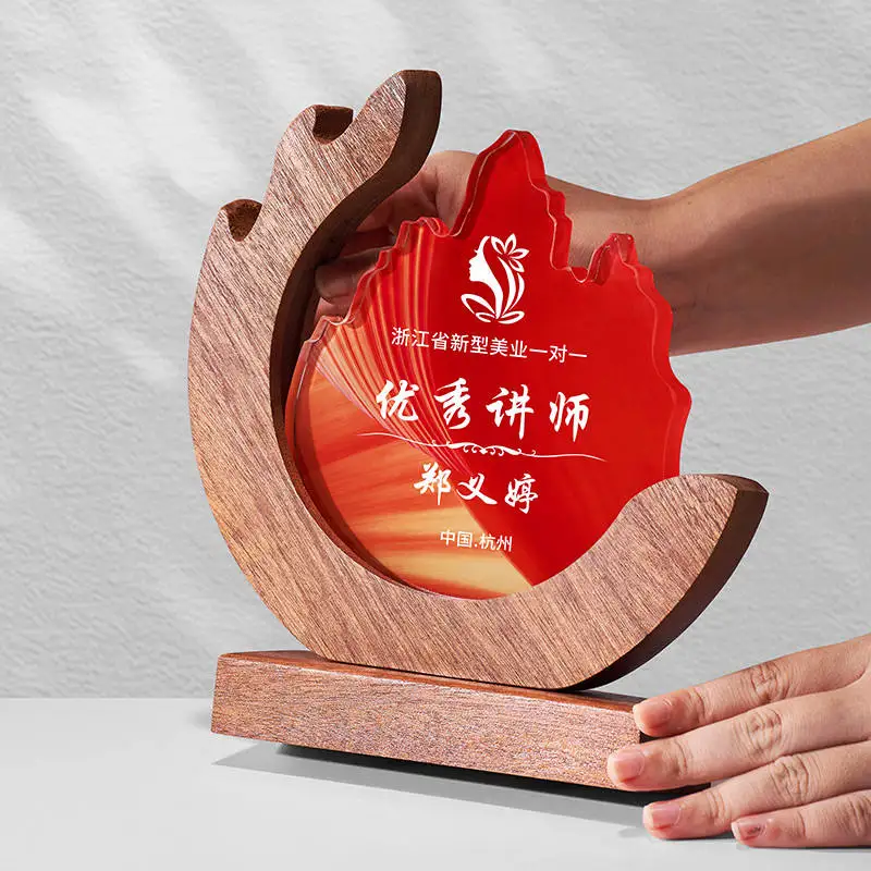 New Arrival Custom Champions Medal K9 Blank Crystal Glass on Wooden Trophy Awards with Wood Base Small Bridge Design