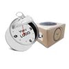 Reloj en blanco