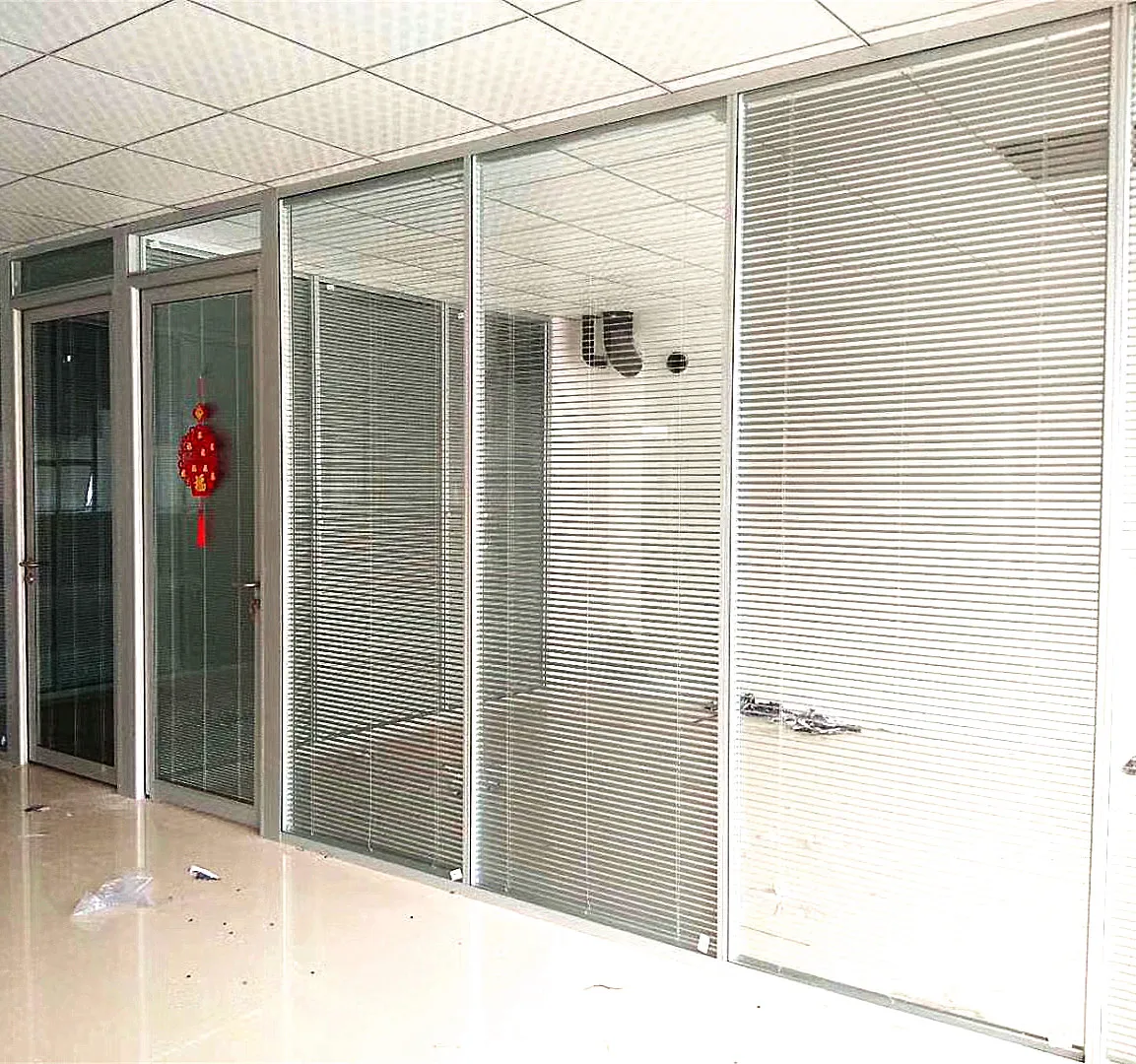 Office Glass Partition Single Double Fixed Glass Wall Partitioning Glass Wall With Flush Door Design