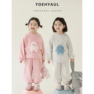 YOEHYAUL D3990 Factory Custom Logo Fleece Baby Girl Sweatshirt Sets Cartoon Warm Toddler Kids Sweatsuits Sets Winter