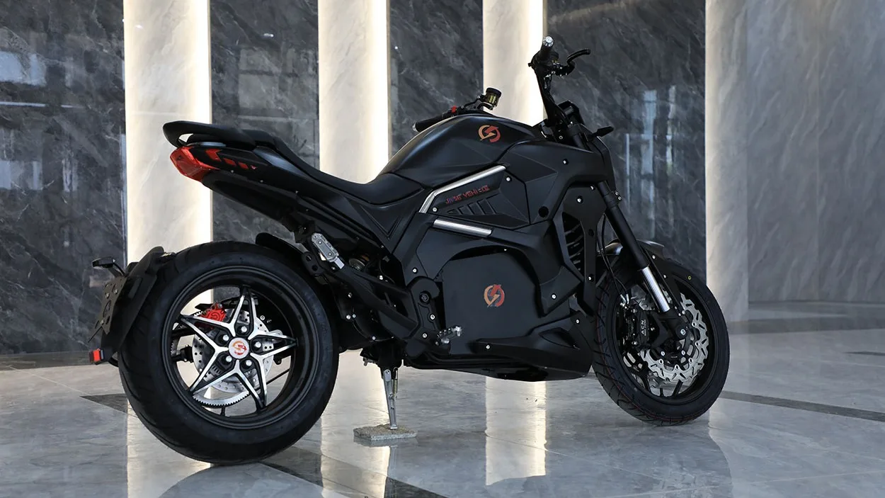 Ducati Diavel электромотоцикл