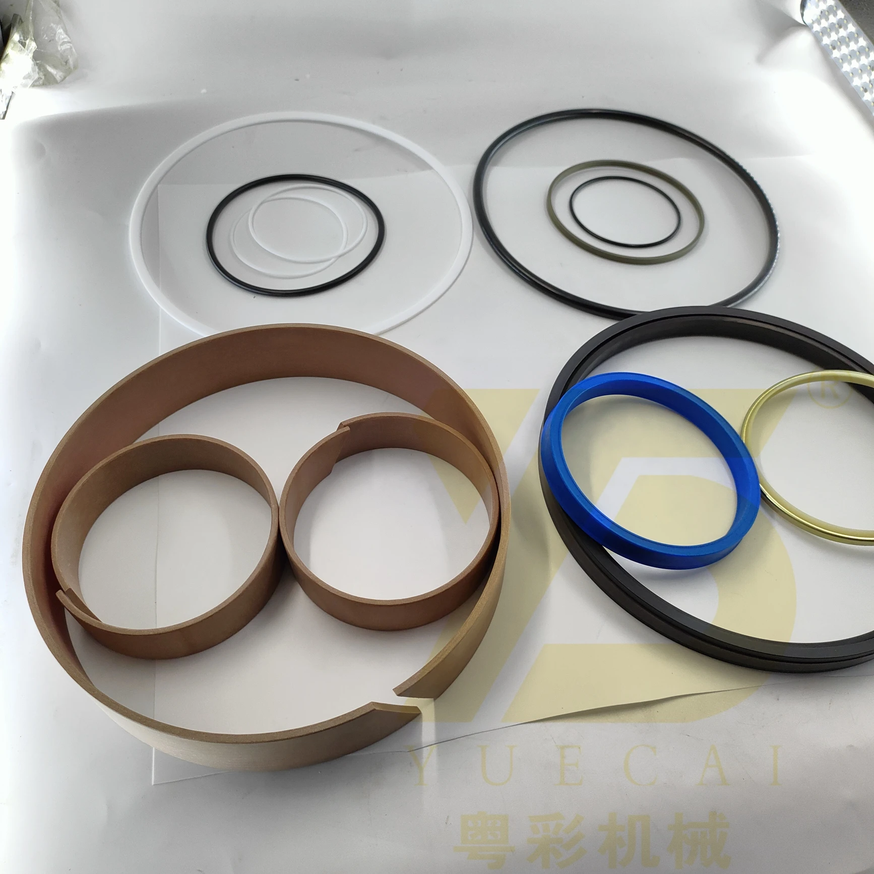 YUE CAI Tift Cyinder Seal Kit 11990395 VOE11990395 Seal Kit for  Loader L180C L180 Tilt Cyinder Kit