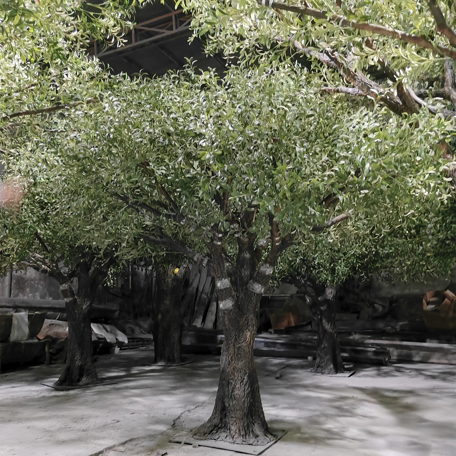 Factory Price Custom Cheap Large Green Ficus Tree Look Natural Fake Olive Tree Artificial Big Banyan Tree for Indoor Home Hotel