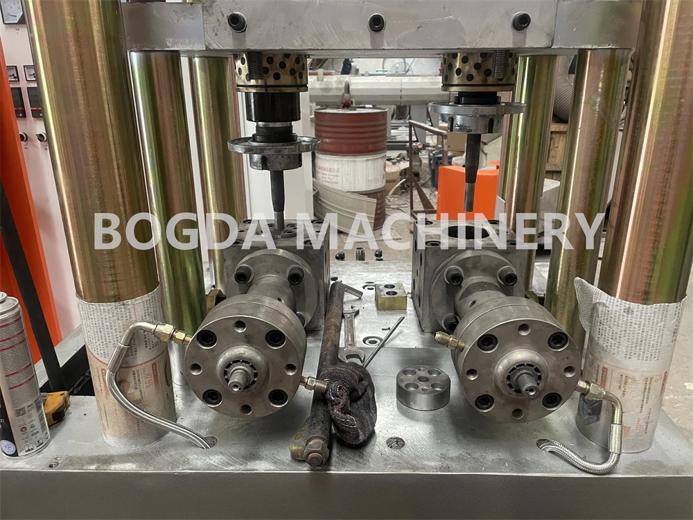 Auto PEX AL PEX Multilayer Pipe Making Machine for Hot and Cold Water, Under Floor Resistant Heat PEX Pipe Production Line