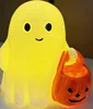 Enciende y sostén una calabaza