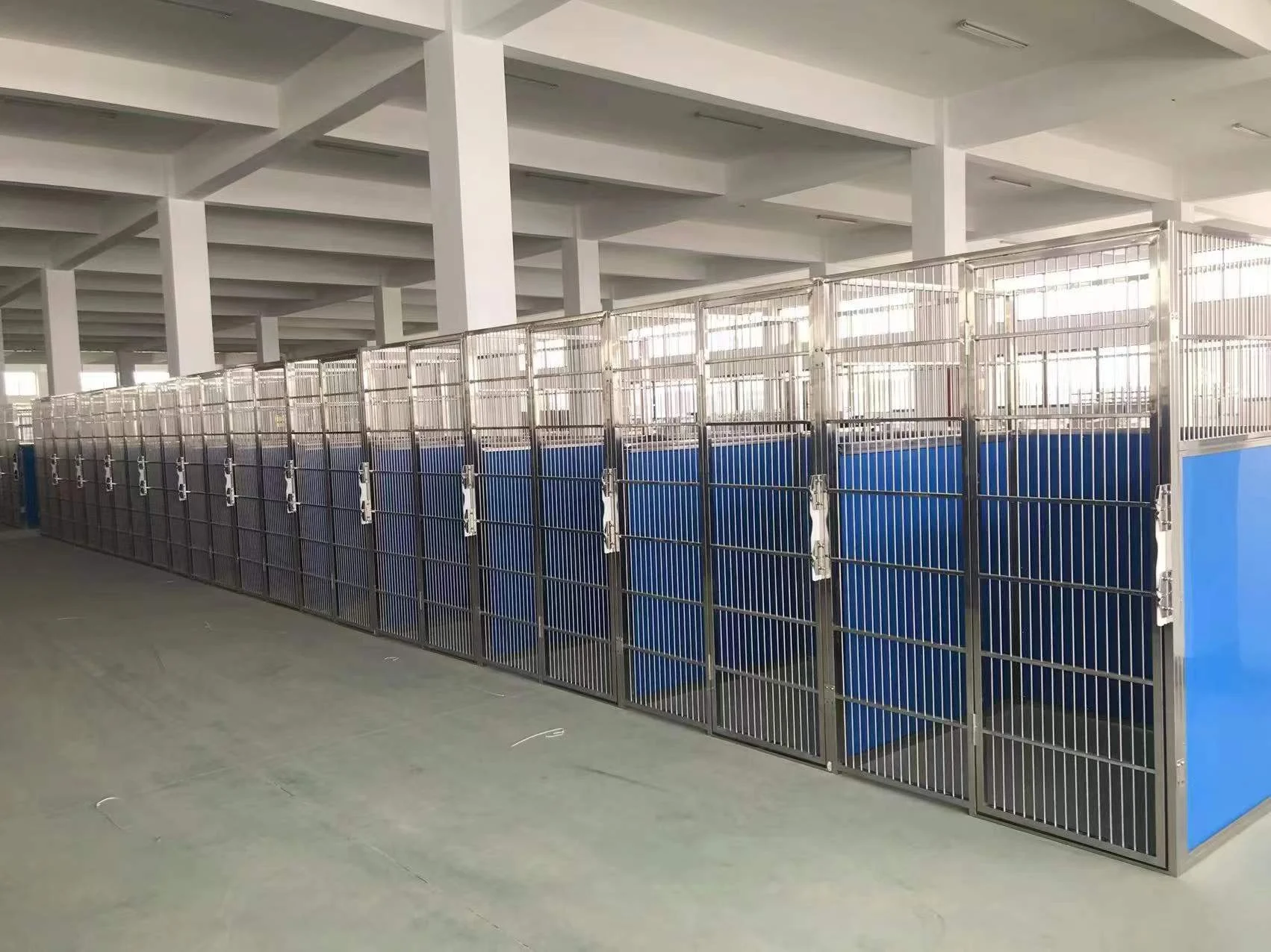 Veterinary Stainless Steel Gate extreme Kennel Rod Door Animal Dog Kennel and Runs Dog Boarding Kennel Gate