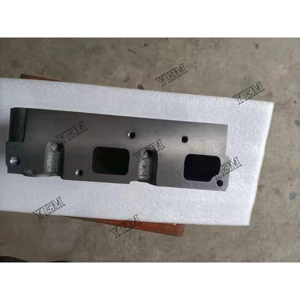 FOR KUBOTA ENGINE PARTS ZB600 CYLINDER HEAD 6