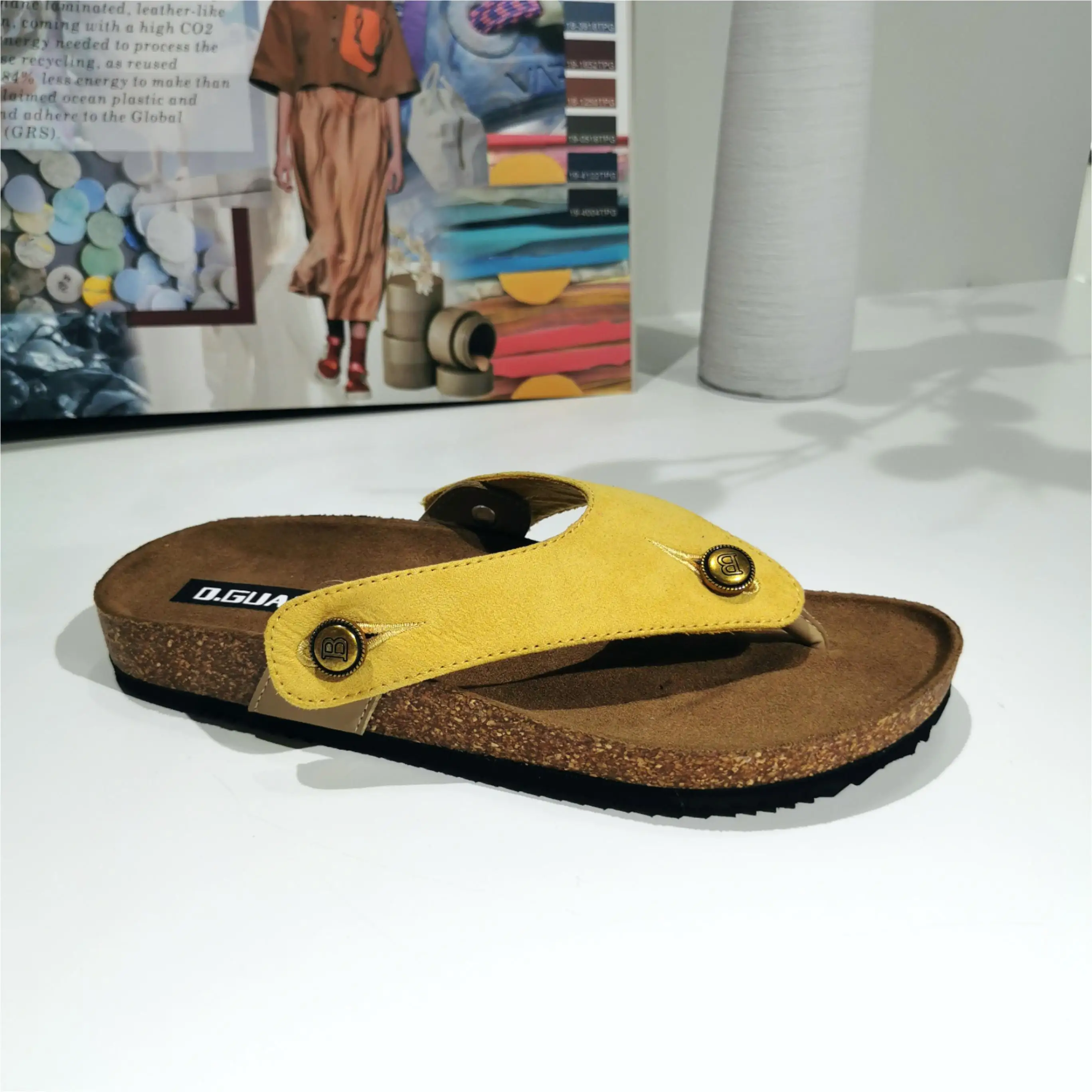 Wholesale Custom Women Colorful Flip Flops Designer Women Beach slippers  Flat Sandals for Ladies