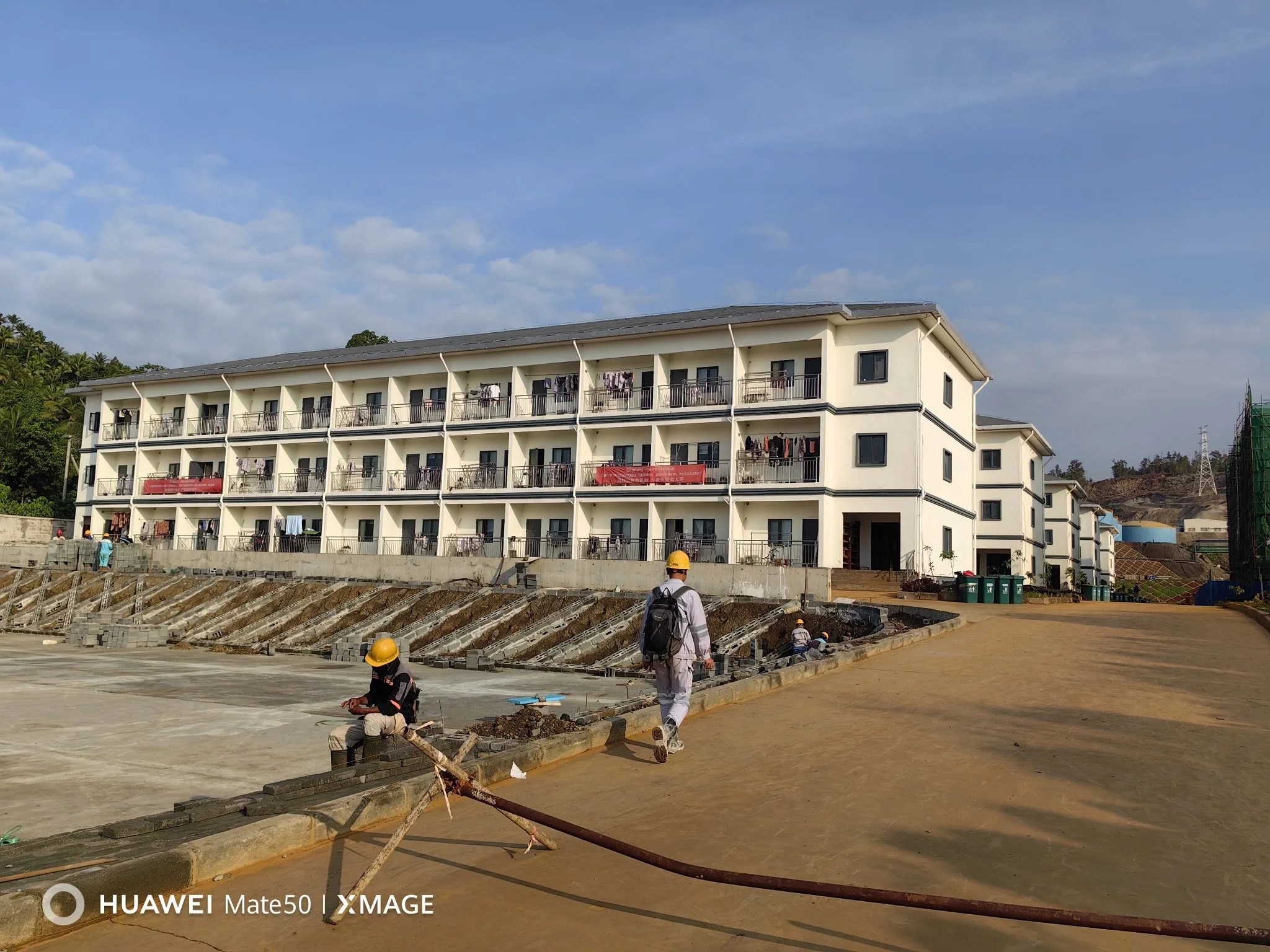 Prefabricated Hotel Building Construction Steel Structure Apartments Prefab Hotel Building