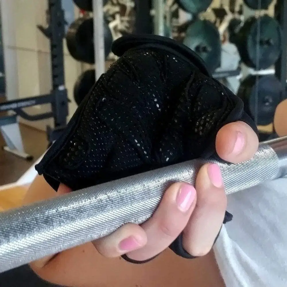 Бодибилдинг фитнес-перчатки браслет Гантели Перчатки на пол пальца Gloves-Belt.Sports