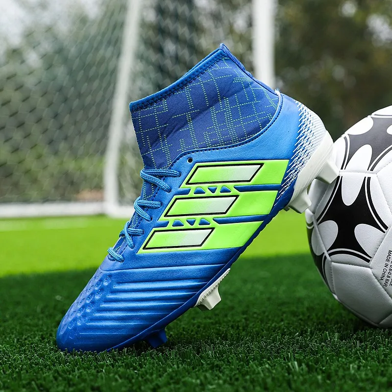 Fashionable Style Soccer Shoes For Men 