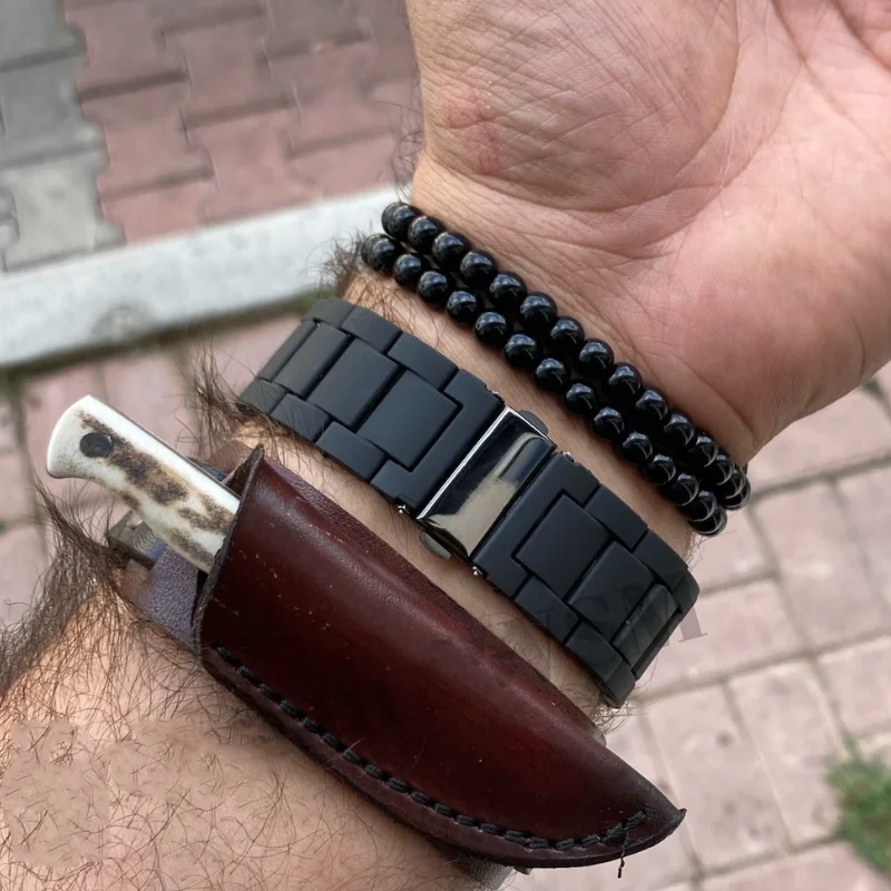 Zakmes - Survival Mes - Outdoor - Vouwmes - Met geïntegreerde karabijnhaak - RVS - Zwart