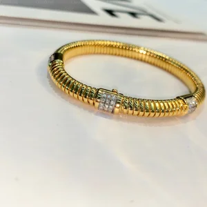 GEMLOVE Luxury 18K Solid Gold Spiral-Pattern Ladies' Bracelet with IGI/GIA-Certified Laboratory-Grown Round Diamonds