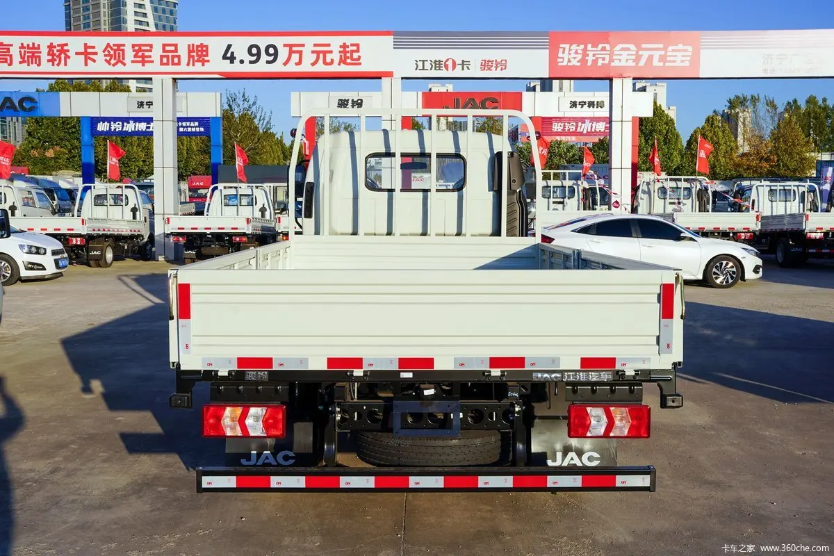 Factory Direct Cheap Price New Diesel China jac 4x2 Light Cargo Truck details