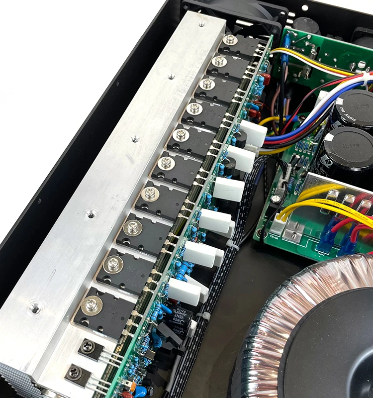 High Quality Professional P7000ss Power Amplifier Audio Power Amplifier