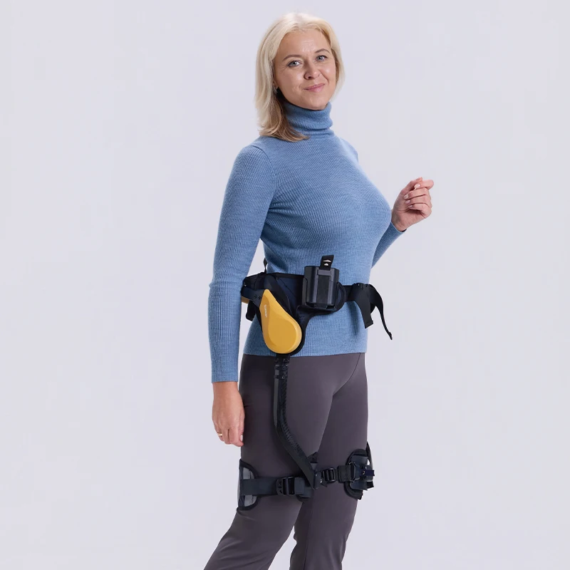 Intelligent 6 Adjustment Modes Exoskeleton Robots to Achieve Real-time Movement for Elderly