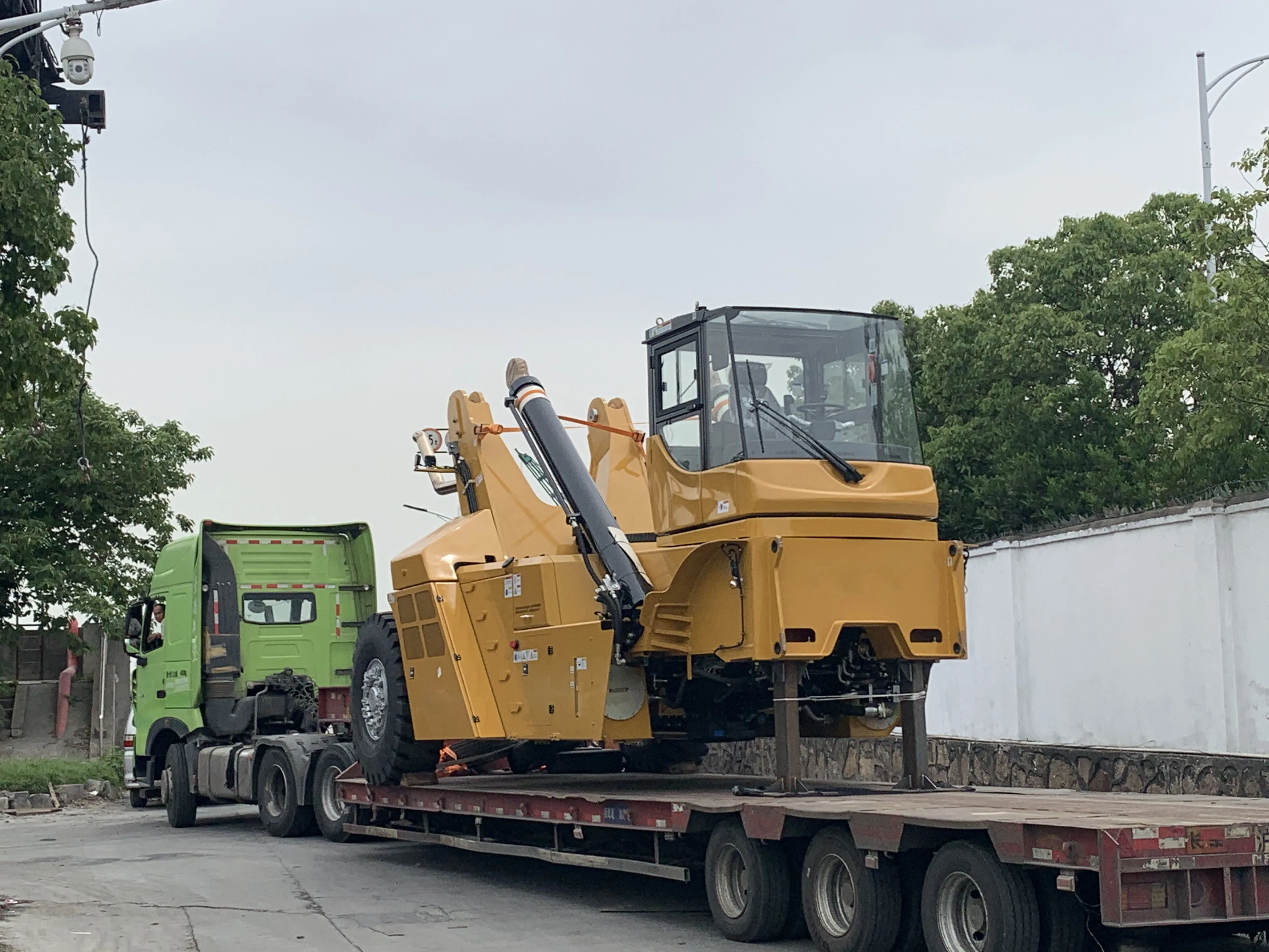 用于港口物流的srsc45h1 45吨集装箱到达堆垛机