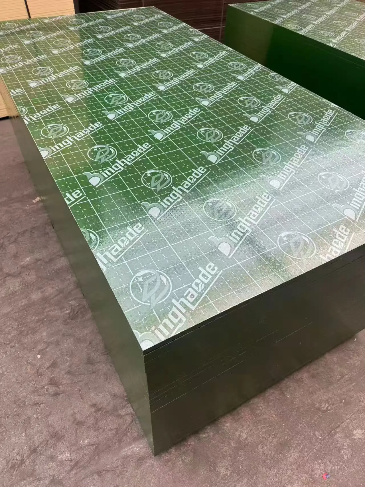 product 1220x2440mm waterproof hardwood core pp plastic coated film faced plywood-4