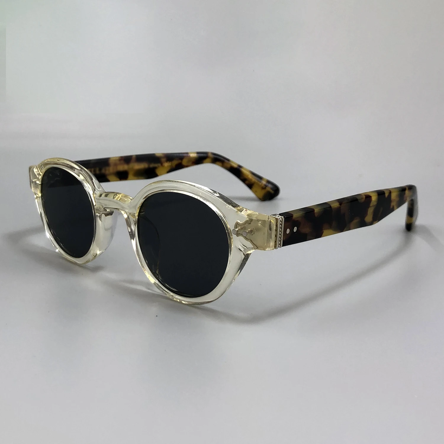 Japanese Style Retro Vintage Sunglasses Classic Round Frame Luxury
